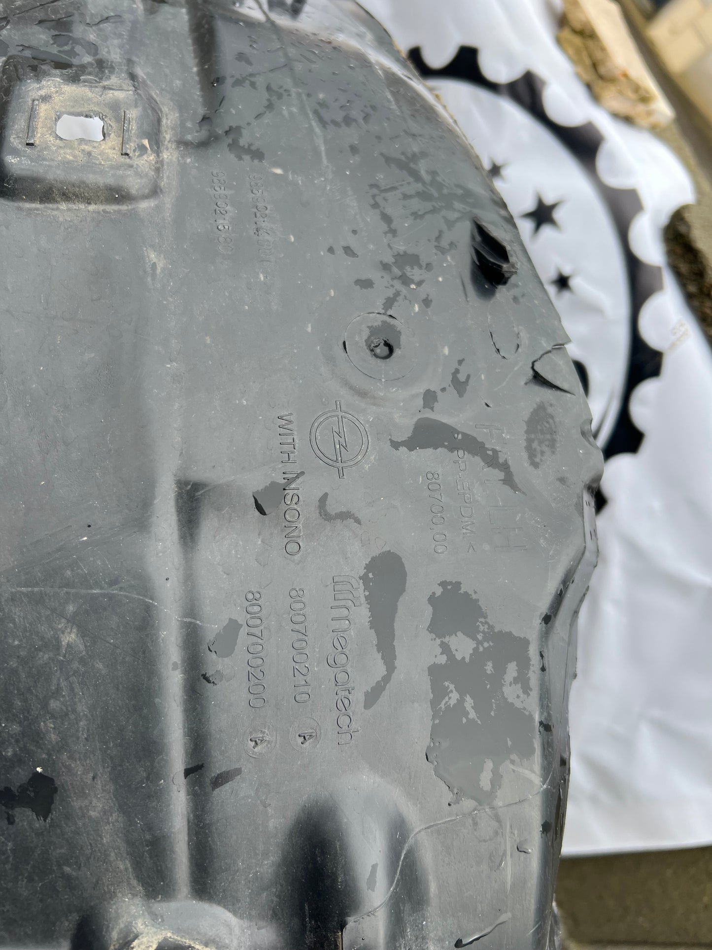 Pare boue avant gauche Opel Corsa f