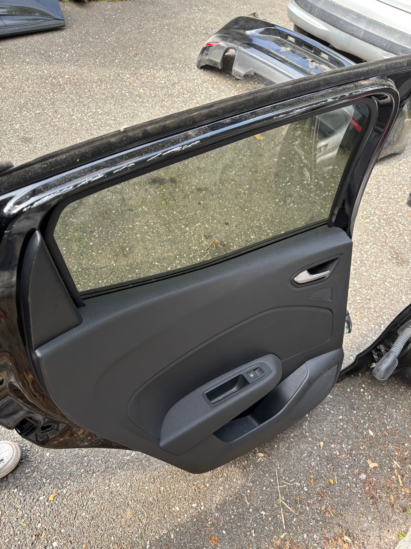 Portière arrière gauche Renault Clio 5