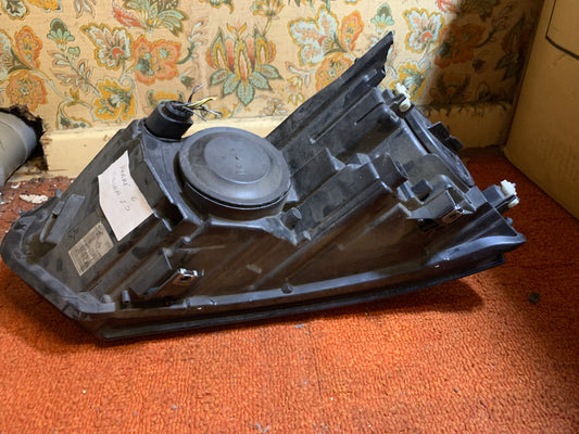 Phare avant gauche Volkswagen TIGUAN 2.0 (5N)