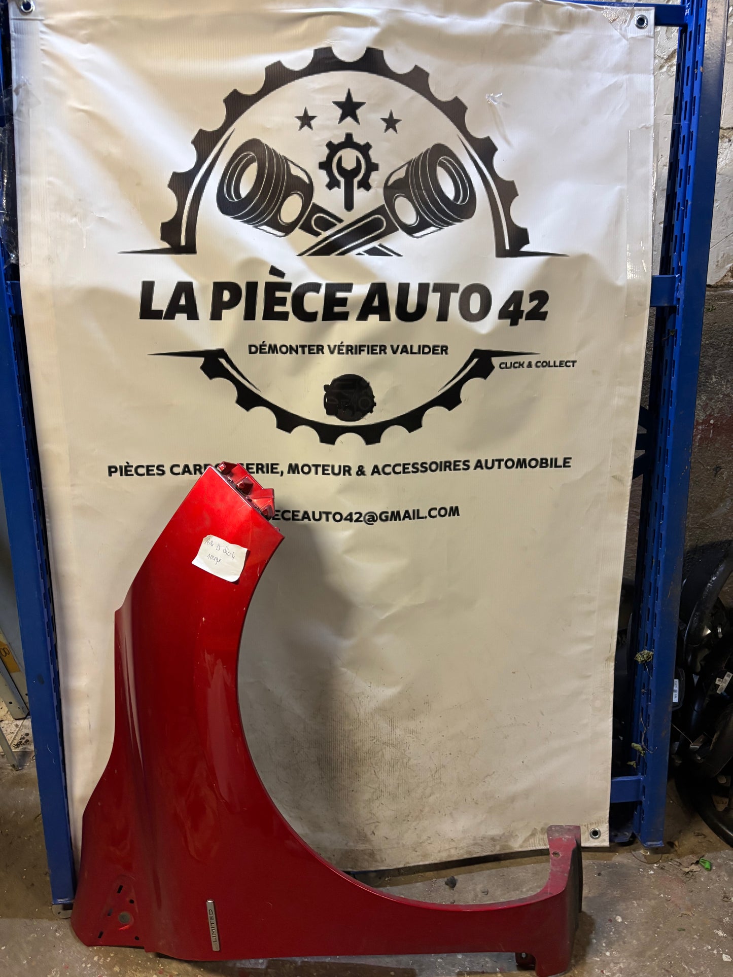 Aile droite Renault Clio 4 rouge