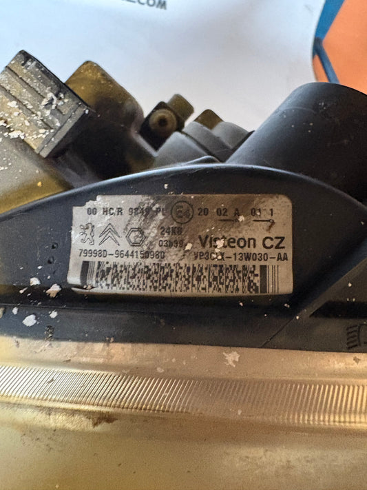 Phare avant Gauche Peugeot Partner 1 phase 2