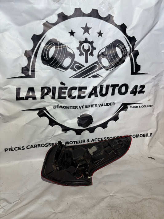 Feux arrière gauche Nissan Qashqai