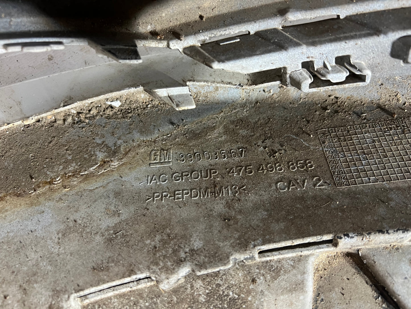 Pare choc avant Opel Corsa E blanc