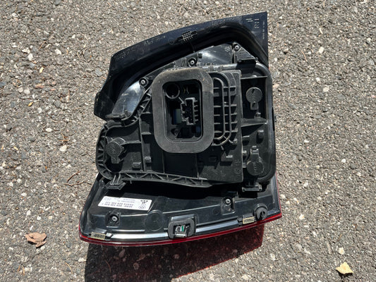 Feu AR droit 6C0 945 096 K Volkswagen Polo