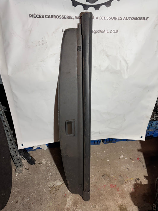 Plage arrière Volkswagen Touran 1