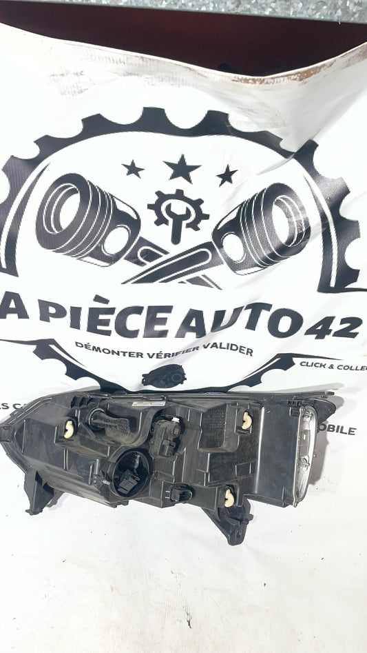 Phare avant droit Dacia Sandero 3