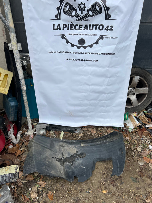 Pare boue avant droit BMW série 1