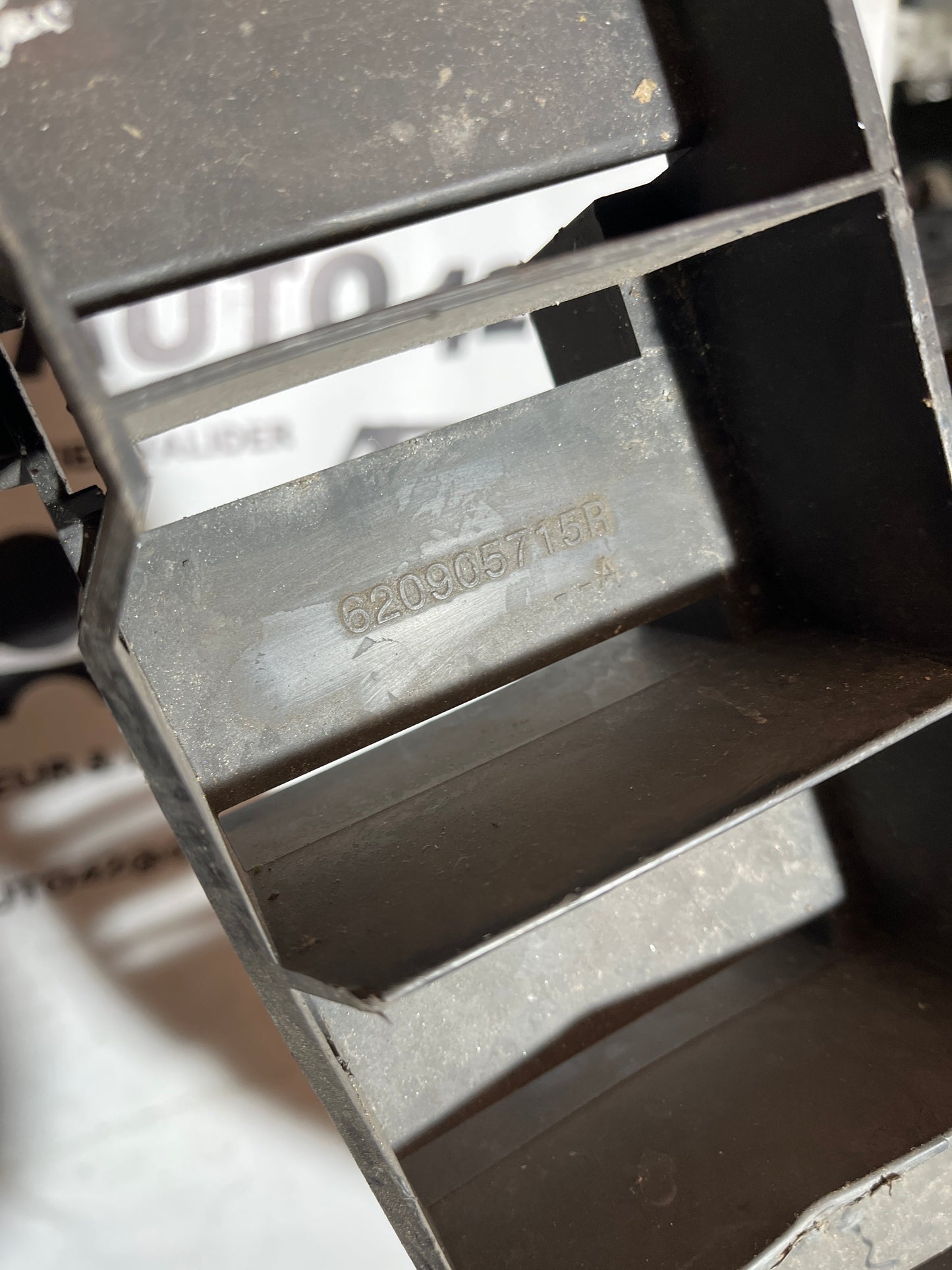 Renfort AV Dacia Duster