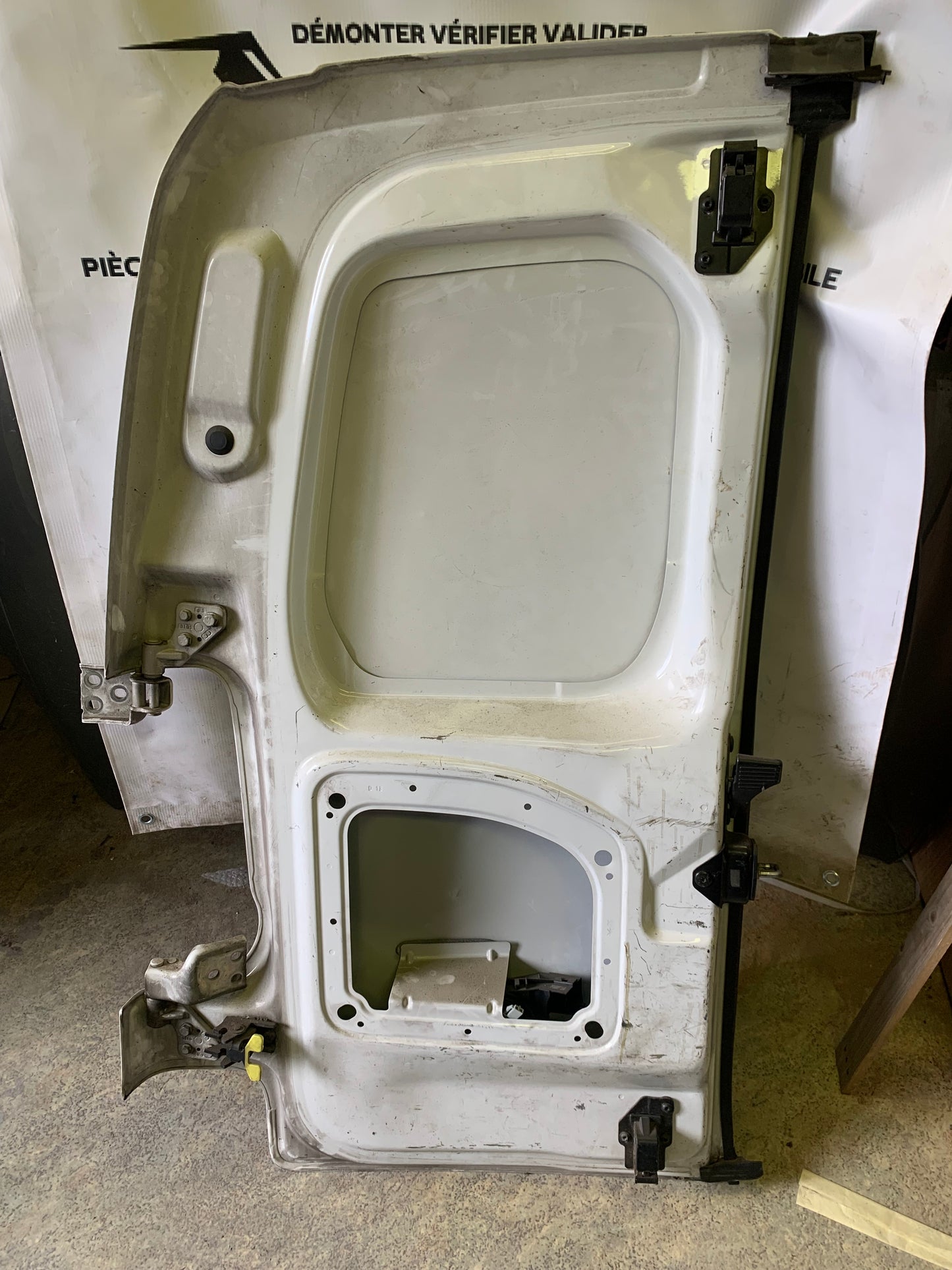 Porte arrière droit Peugeot Partner 2 b9