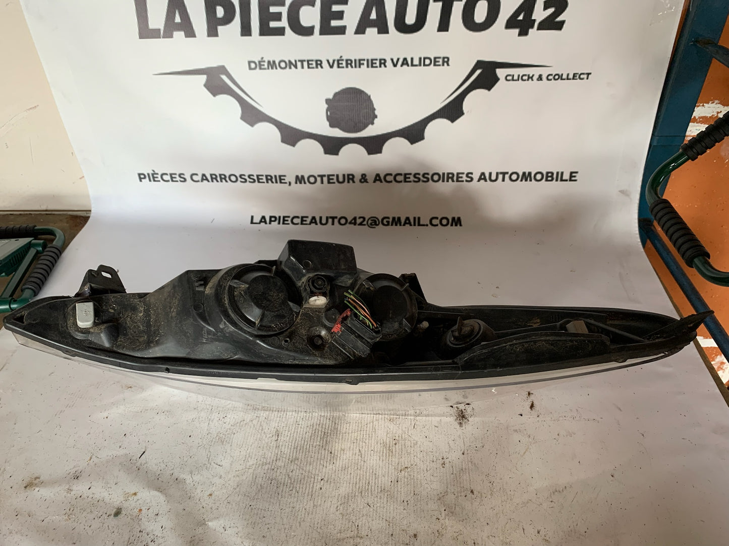 Phare avant gauche Peugeot 206 +
