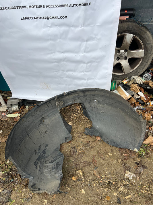 Pare boue avant gauche Peugeot 3008