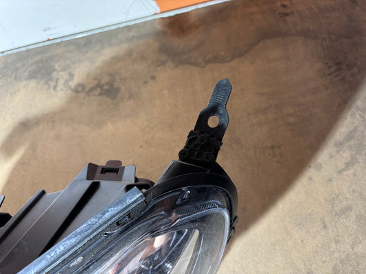 Phare xenon avant gauche Peugeot Expert 3
