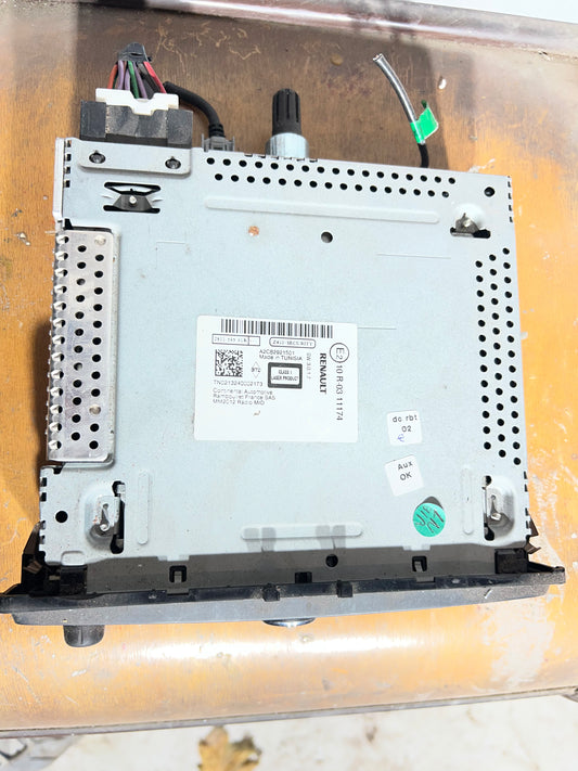 Auto-radio Renault Dacia