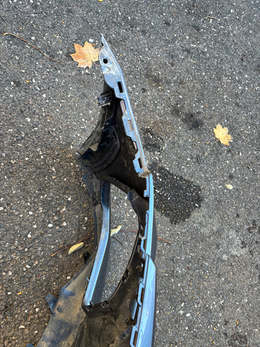 Pare choc avant Audi A3 8y