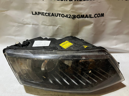 Phare avant Droit Skoda Octavia Mk3 (5E)