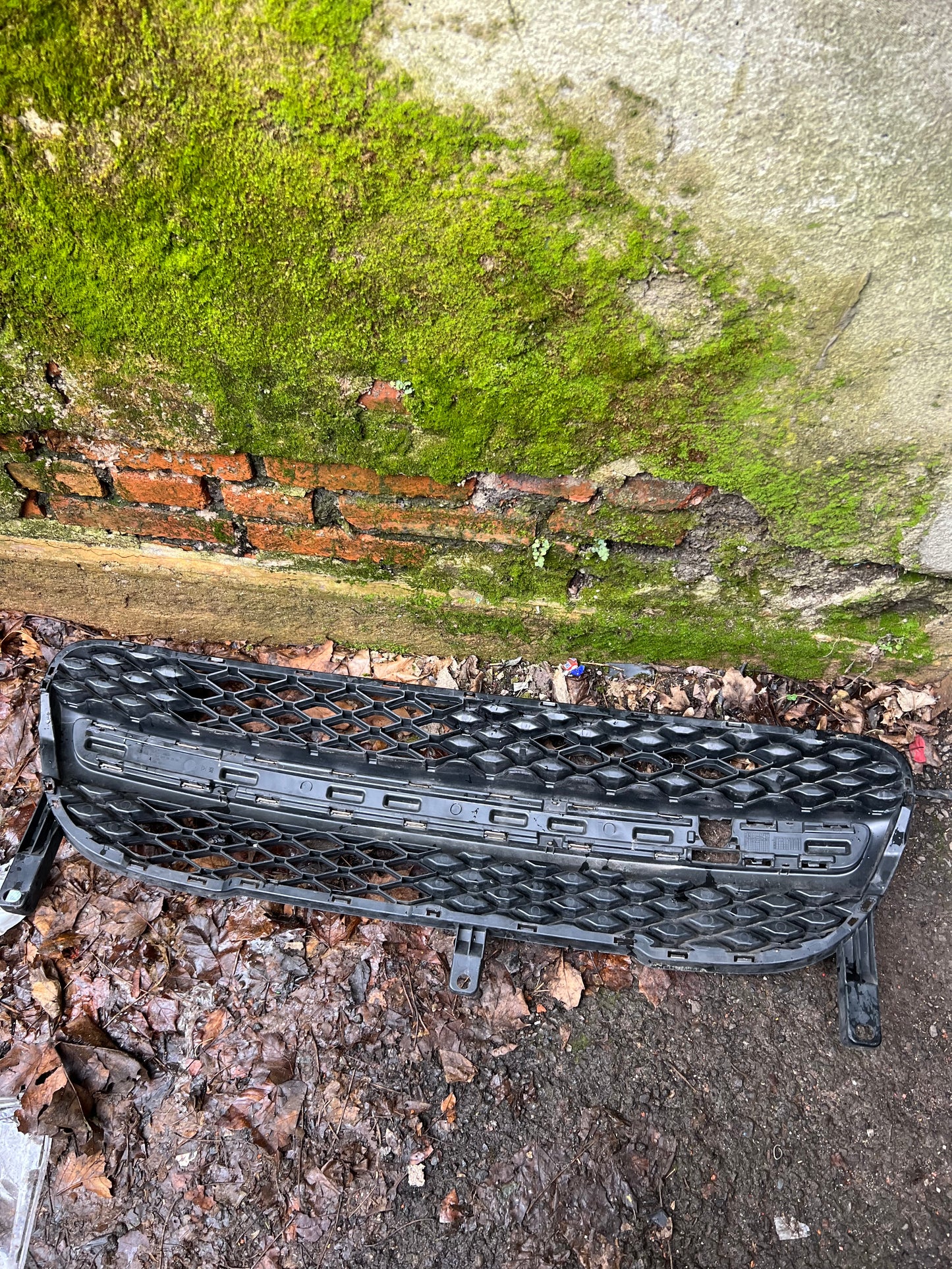 Grille avant Peugeot 107