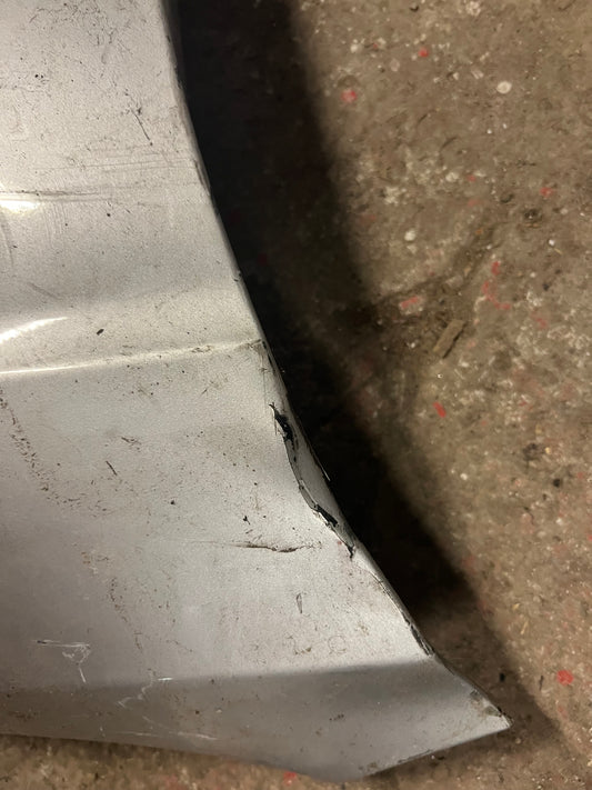 Aile droite Bmw Série 3 E46 Compact gris