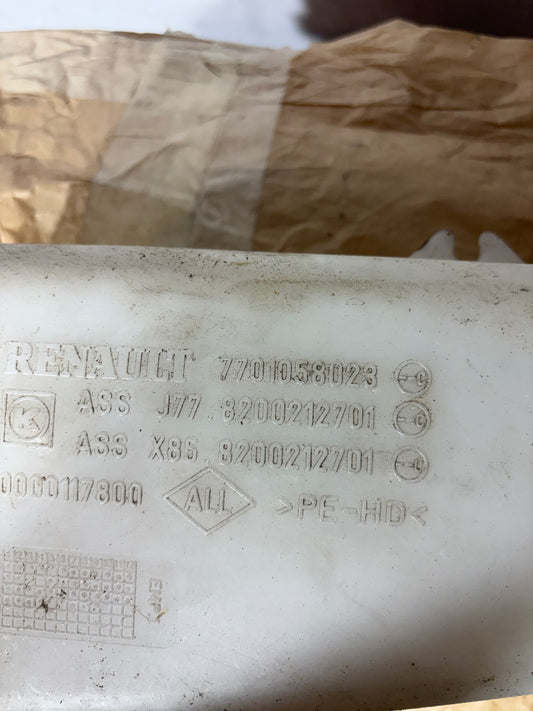 Réservoir de lave glace Renault Clio 3