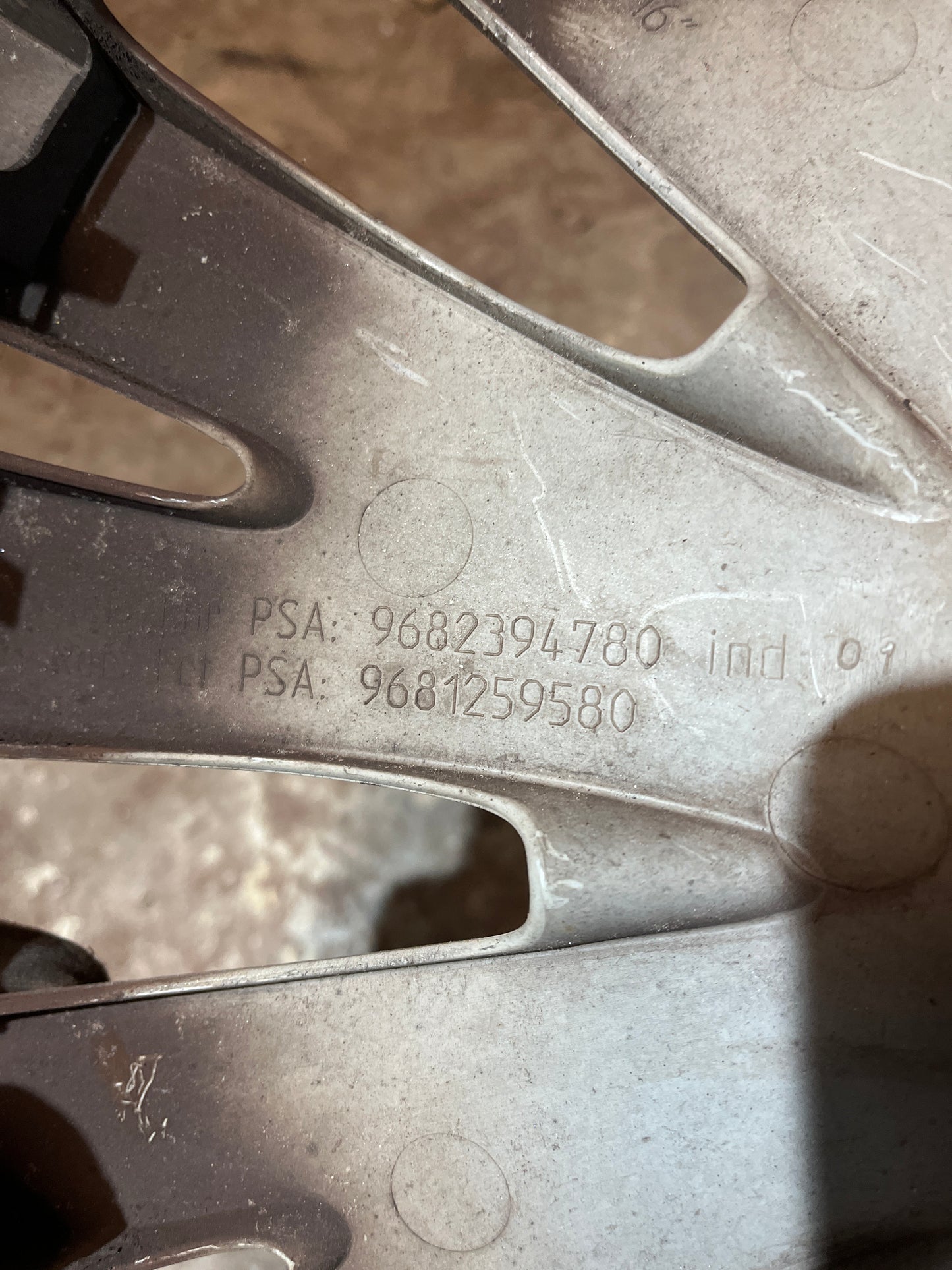 Enjoliveurs Citroen 16 pouces