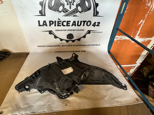 Phare avant gauche Peugeot 207