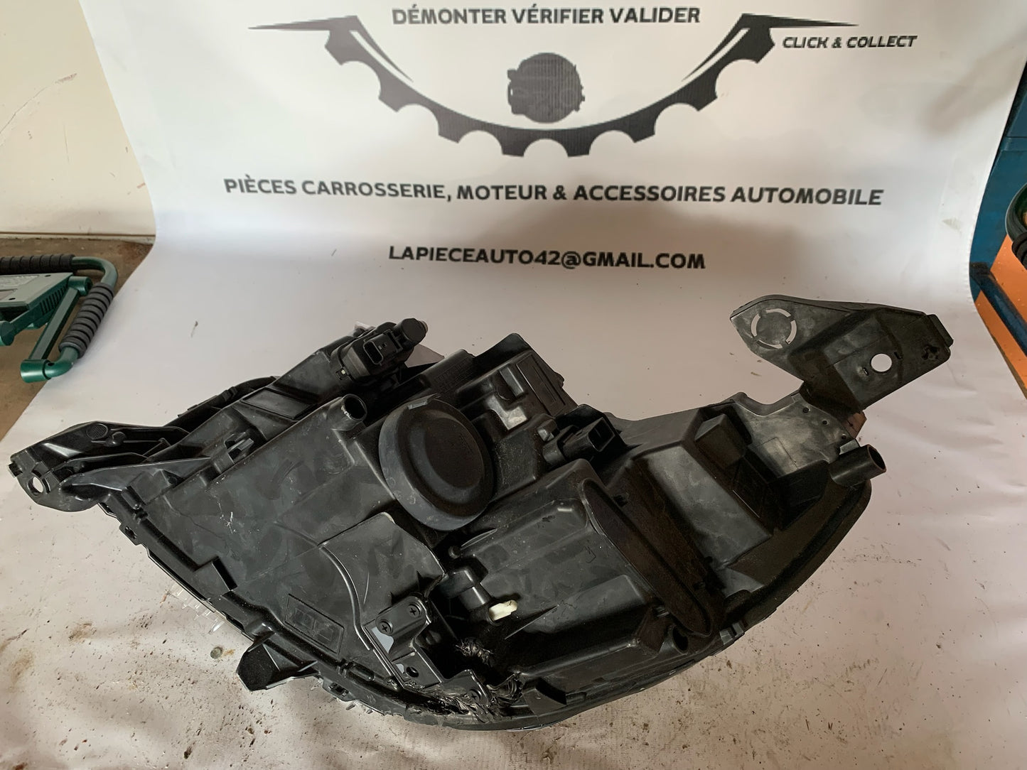 Phare avant droit Peugeot 208 2 Phase 1