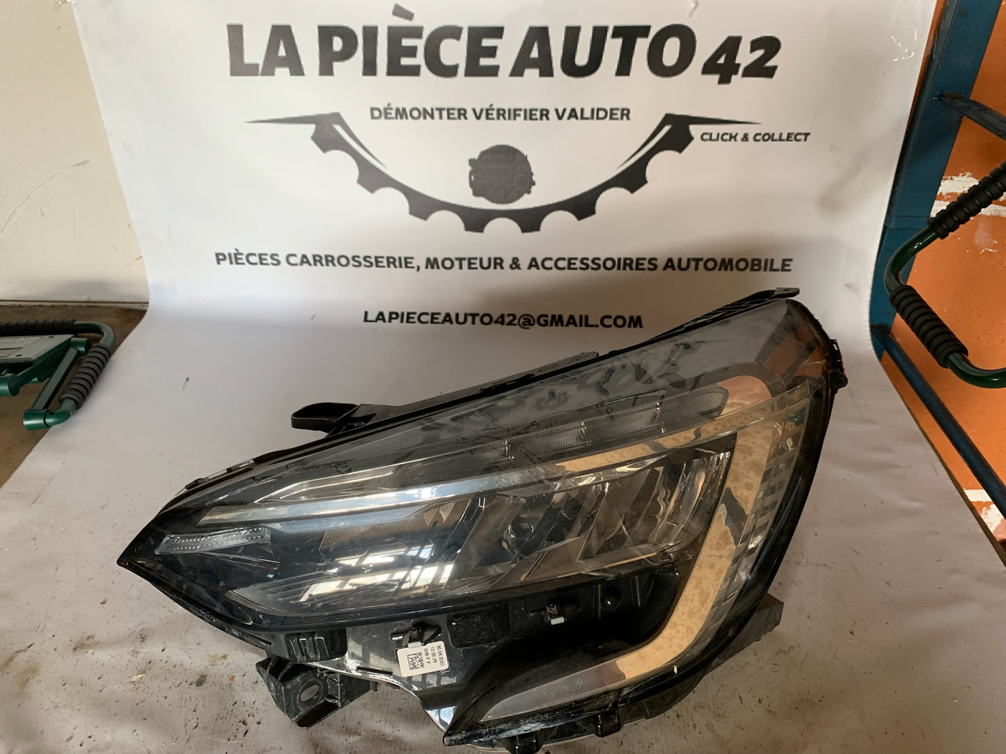 Phare avant gauche Renault Clio 5 (V)