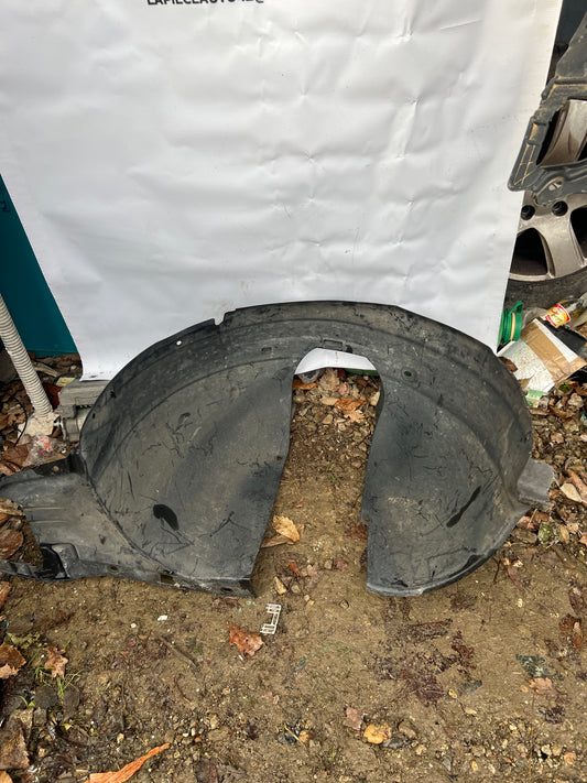 Pare boue avant gauche Peugeot 207