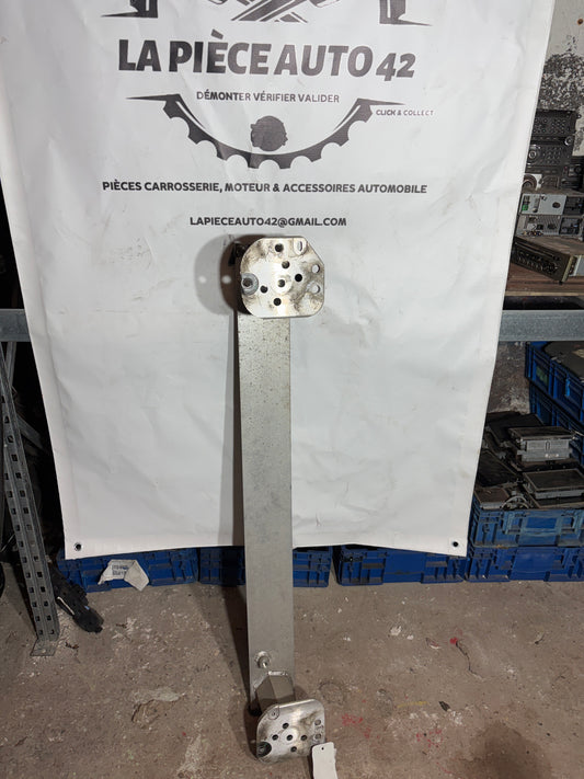 Renfort arriere Citroën C4 2 (b7) ou ds4