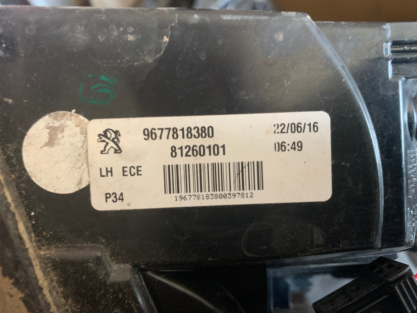 Feu arrière gauche intérieur Peugeot 308 T9