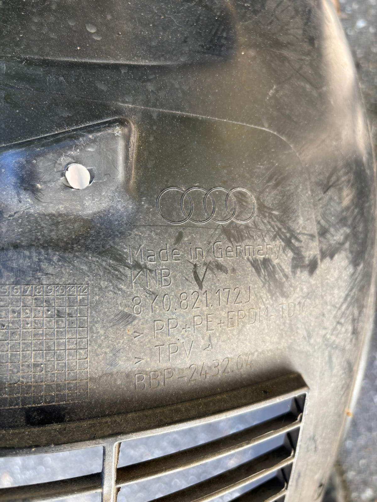 Pare boue avant droit Audi A3 8Y