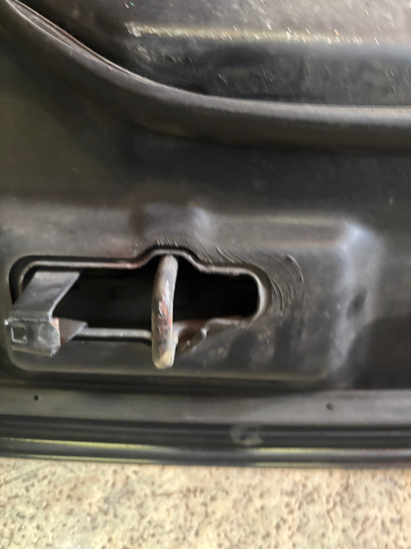 Capot Nissan Quashqai 2013 noir