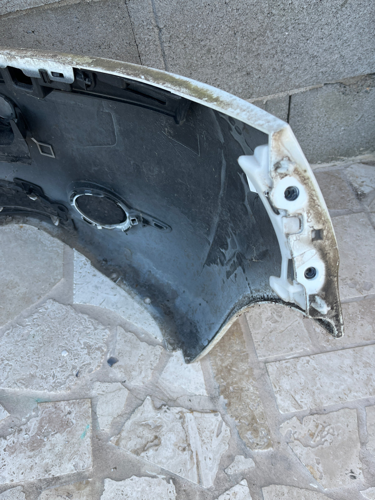 Pare choc AV blanc Peugeot 208 Phase 1