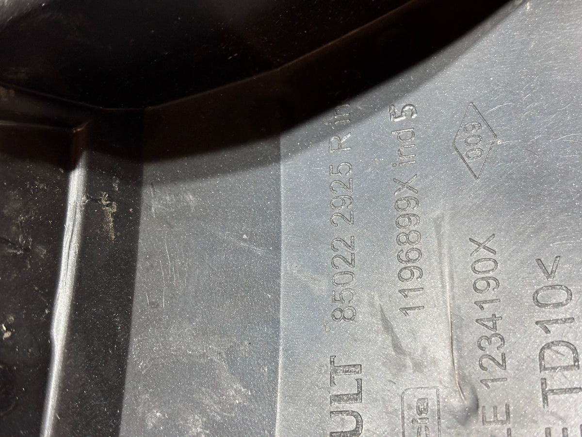 Pare choc arrière Renault Clio 4 gris anthracite + emplacement radar 850222925R
