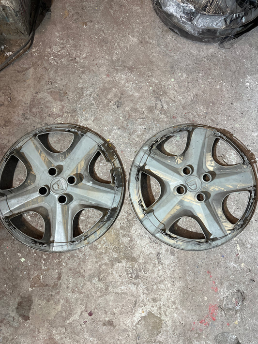 Enjoliveurs Dacia 16 pouces