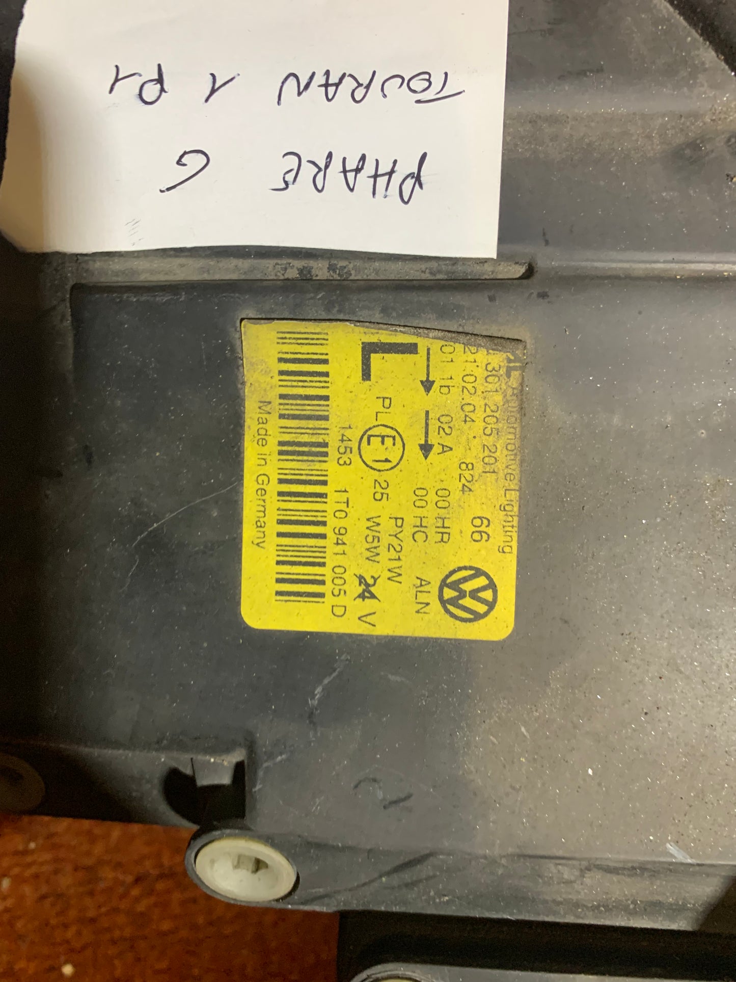 Phare avant gauche Volkswagen Touran 1 phase 1