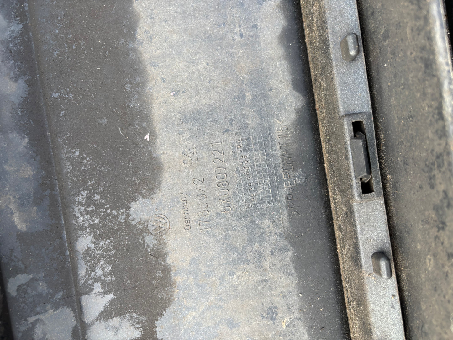 Pare choc avant Volkswagen Lupo