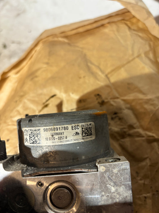 Bloc ABS Peugeot 208 1 phase 1