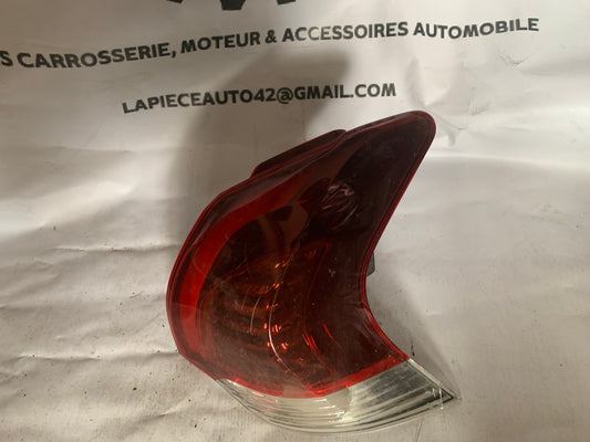 Feu arrière droit extérieur Peugeot 3008 1 phase 2