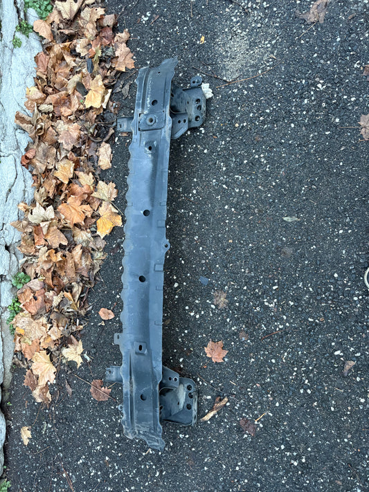 Renfort avant Ford Fiesta 5