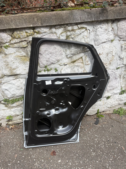 Porte arrière droite q3 (2) f3