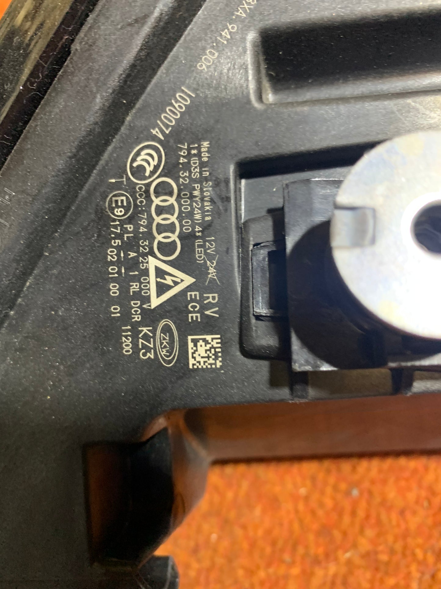 Phare avant droit Audi A1 8X phase 2 Neuf