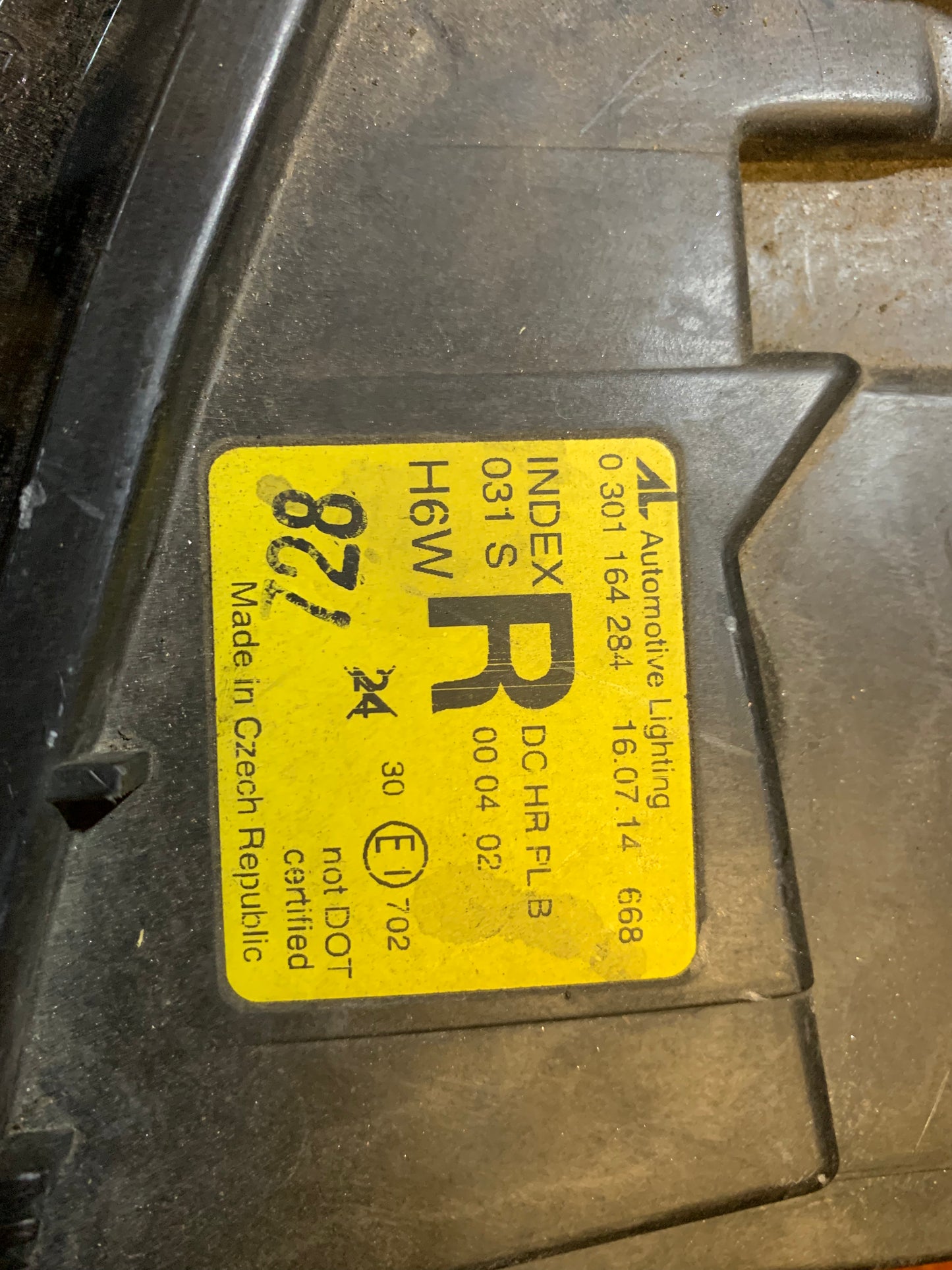 Phare avant droit Audi TT