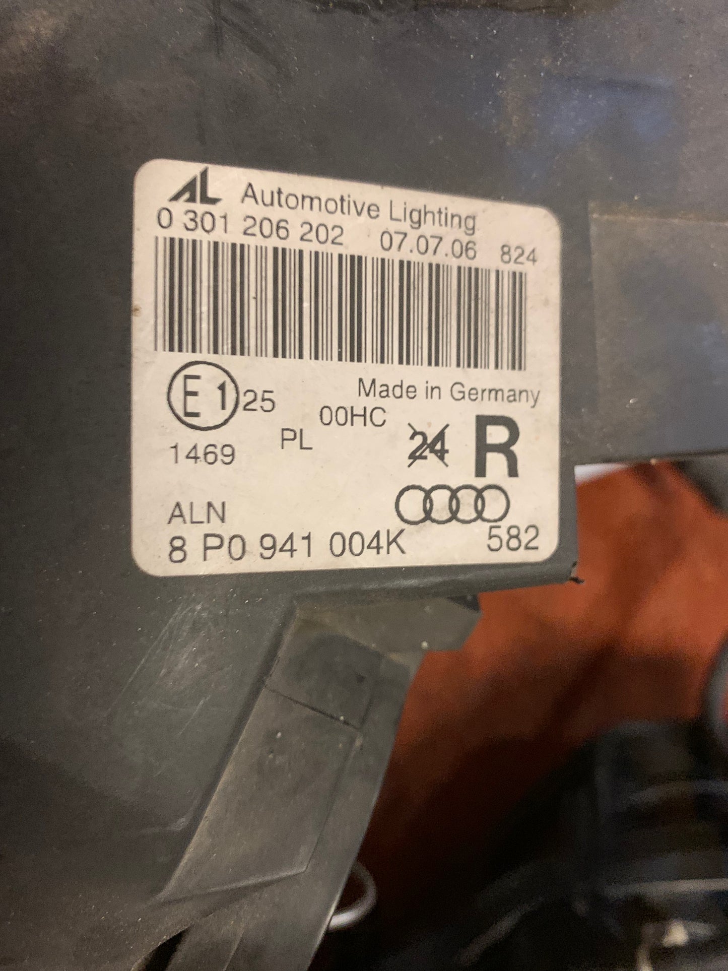 Phare avant droit Audi A3 8p phase 1