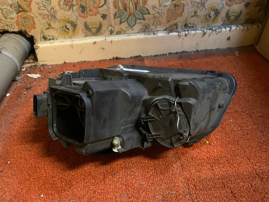 Phare avant droit Audi A3 8p phase 1