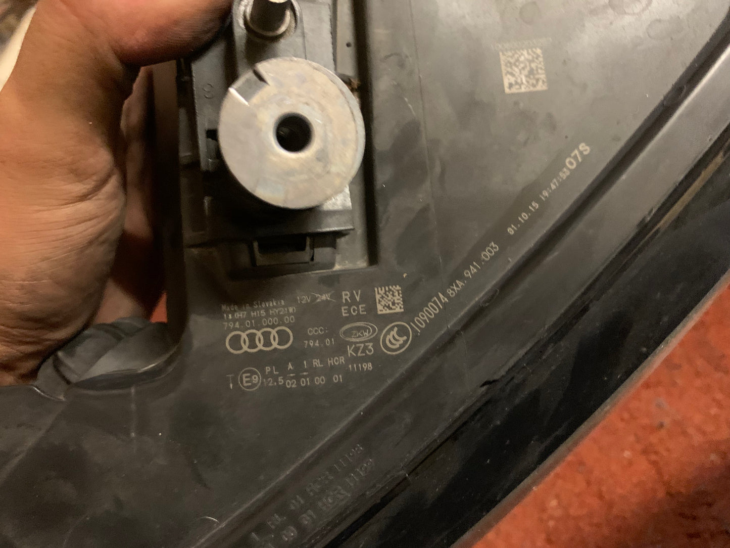 Phare avant gauche Audi A1 8XA phase 1 Halogène