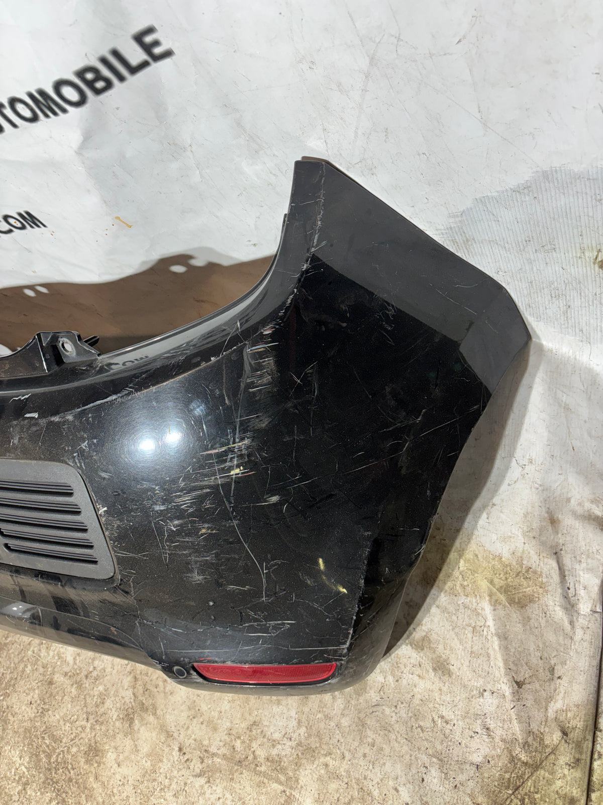 Pare choc arrière Renault Twingo 3 phase 1 noir 850224825R
