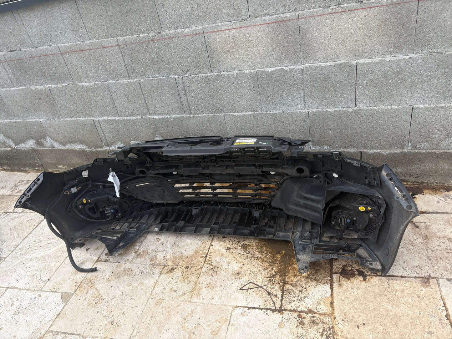 Pare Choc avant 308  t9 gt line (phase 1)