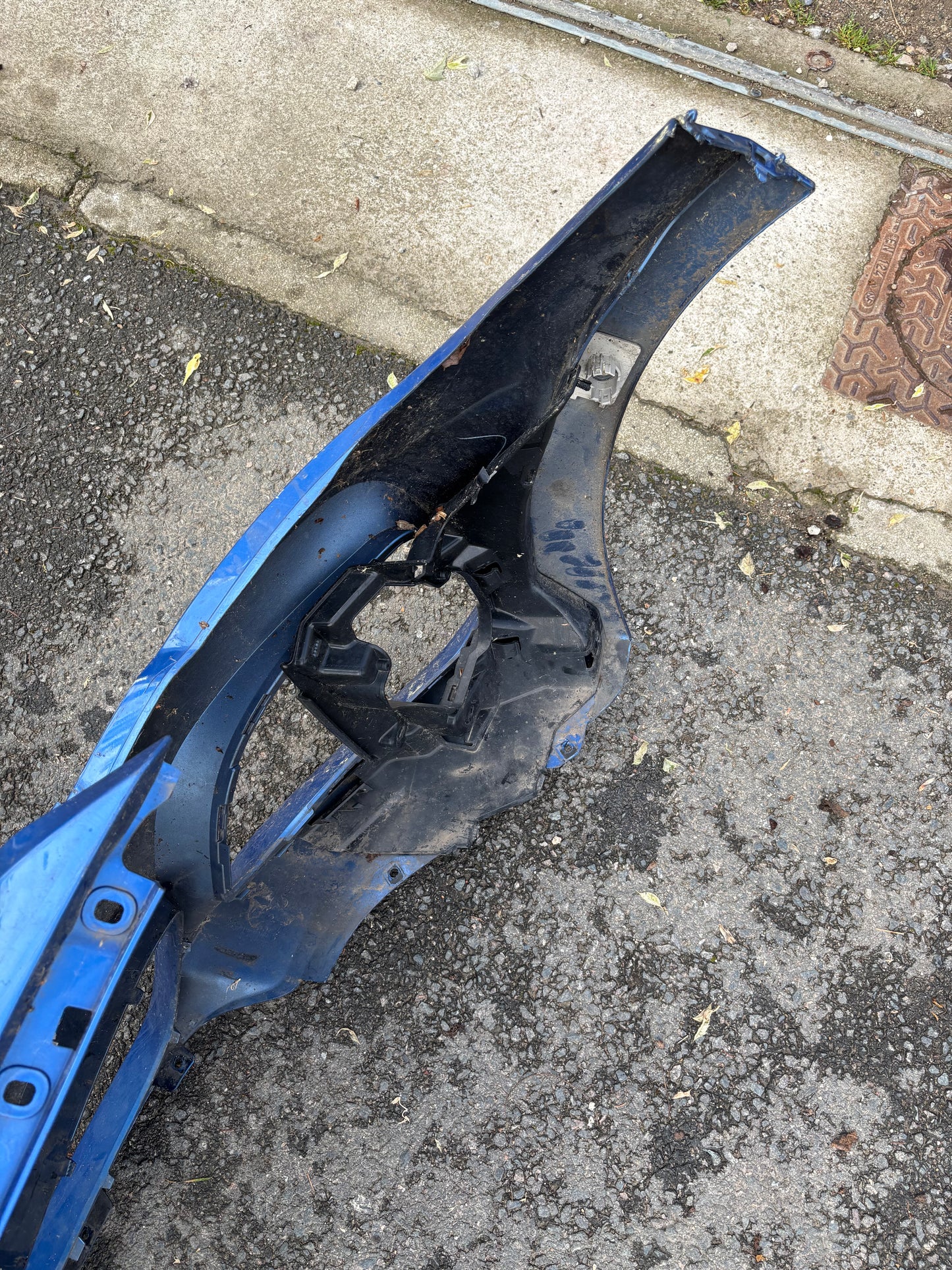 Pare choc avant bleu BMW Pack M