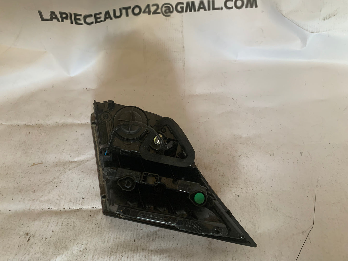 Feu arrière gauche intérieur Peugeot 308 T9