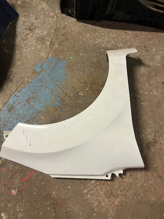 Aile droite Ford Fiesta 6 Blanc